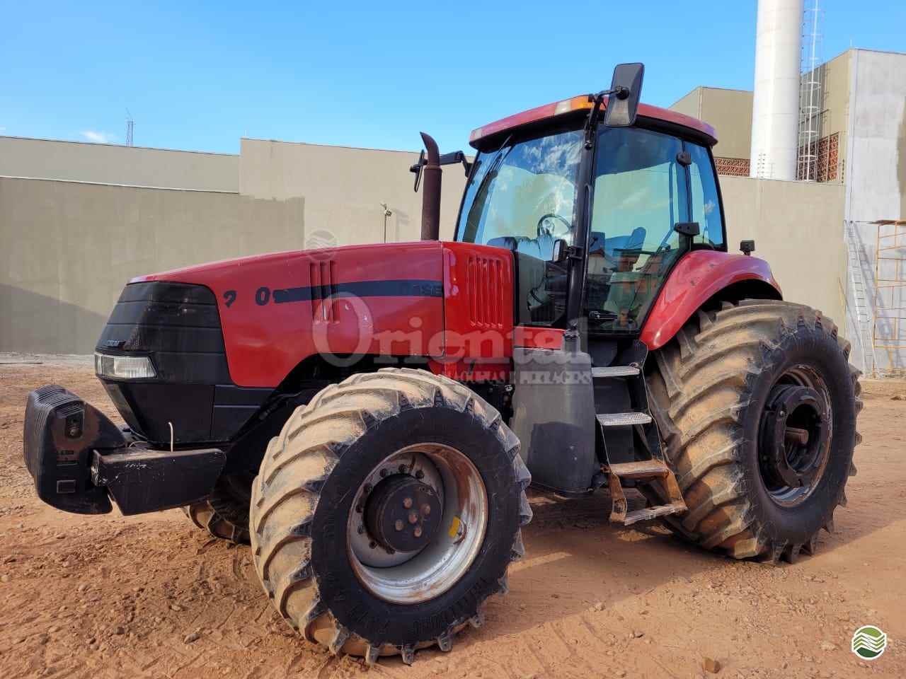 TRATOR CASE MAGNUM 270 Tração 4x4 Oriental Máquinas PARANATINGA MATO GROSSO MT